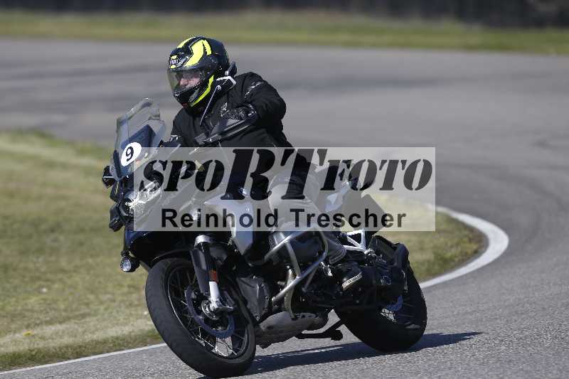 /01 02.04.2026 MAZ ADR/Gruppe rot/9